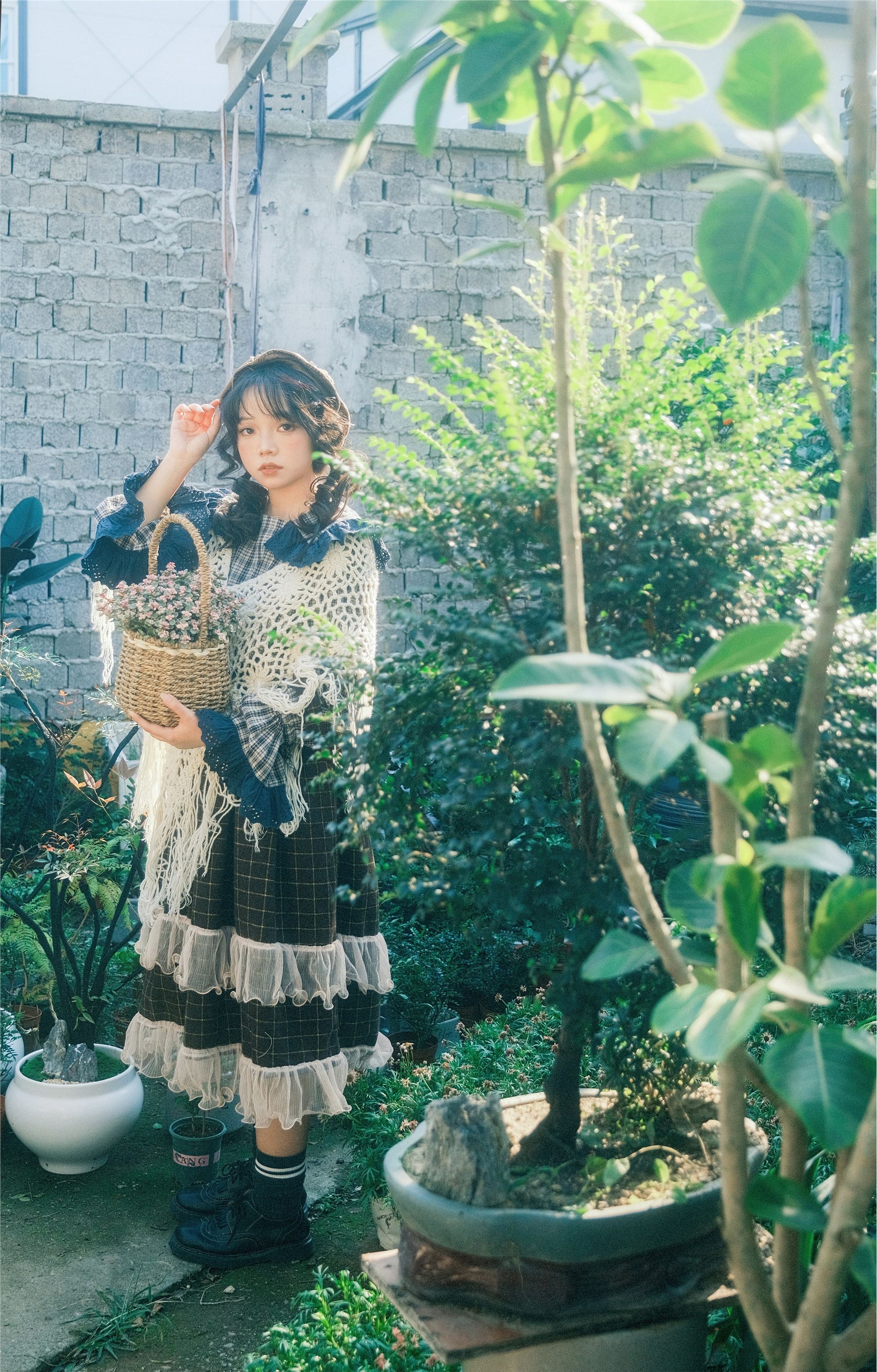 YITUYU 艺图语 2025.03.12 秋天才刚有风景 贝贝不睡觉